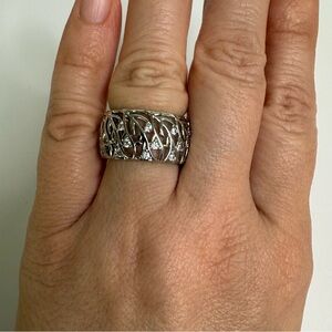 Crystal Silver Band Ring Vintage Style with Cutout Open Work Design Size 6.5